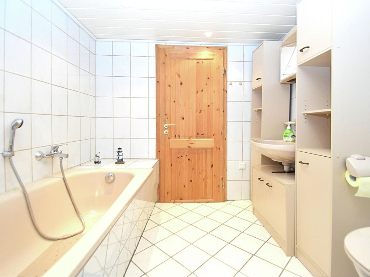 Small Apartment In Hesse With Terrace And Garden Frielendorf Exterior photo